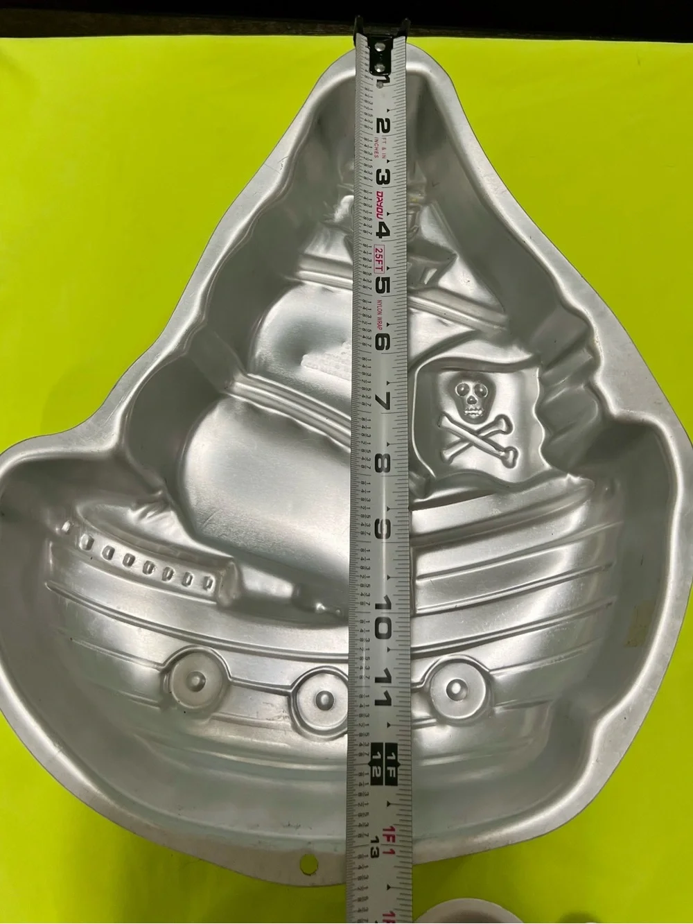 Four Wilton Aluminum Cake Pans. Monkey, Butterfly, Elephant, Pirate ship Set. 4